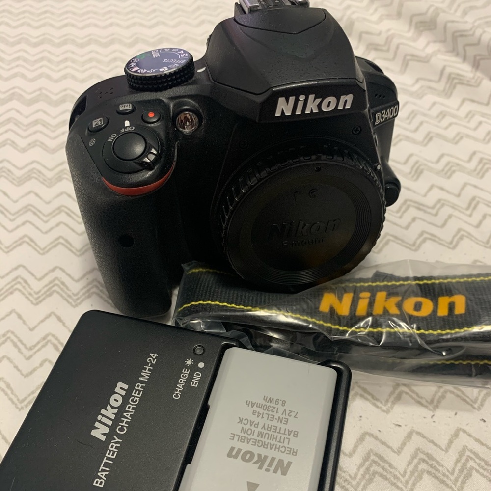 Nikon D3400 Camera
